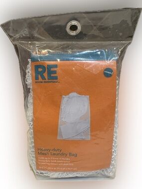 RE ROOM ESSENTIALS WHITE MESH LAUNDRY BAG DRAWSTRING SEPARATE COLLECT TRANSPORT